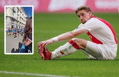 Bekende vriendin Ajacied Kenneth Taylor moet bittere pil slikken, maar stelt 'supertrots' te zijn