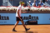 Gefrustreerde toptennisser zorgt voor merkwaardig moment in Madrid: 'Alsjeblieft, ik smeek je'