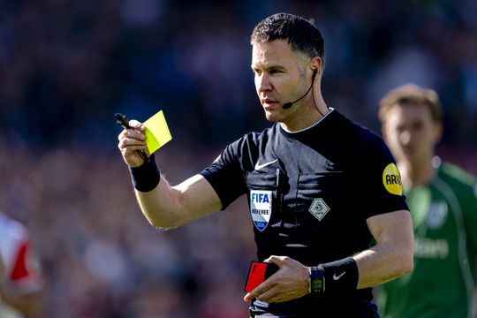 Toparbiter Danny Makkelie krijgt vlak voor WK voetbal nog een prachtig affiche toegewezen