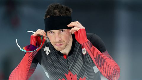 Jordan Belchos stopt als profschaatser, verloofde  Valérie Maltais reageert: 'Nu huil ik'