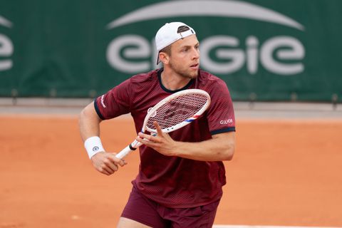 Tallon Griekspoor kondigt toekomstplan aan na dubbele breuk: 'Weet nog niet hoelang het duurt'