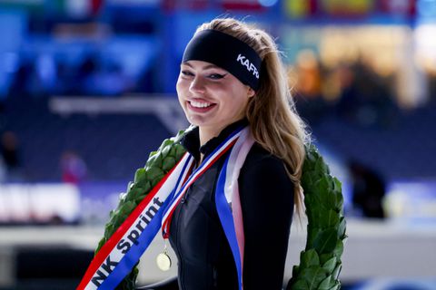 ‘Eenzame’ topschaatsster Jutta Leerdam krijgt lof voor ‘slimme' keuze: ‘En lekker dat het twee mannen zijn’