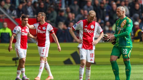 Bekende Ajax-speler duikt op bij Roland Garros: 'Ik wil Novak Djokovic héél graag in actie zien'