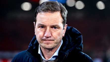 Oud-topvoetballer (48) 'vergat' eigen status in Nederland: 'Ik heb een iets bekender hoofd gekregen...'