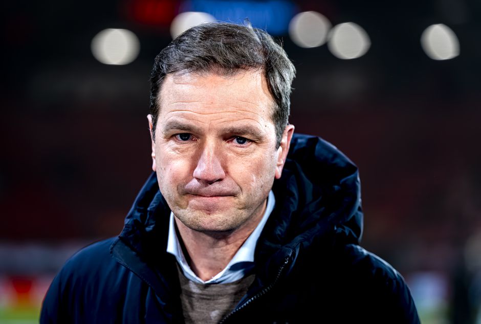 FC Twente-directeur kondigt plotseling afscheid aan: 'Dat breekt me fysiek op'