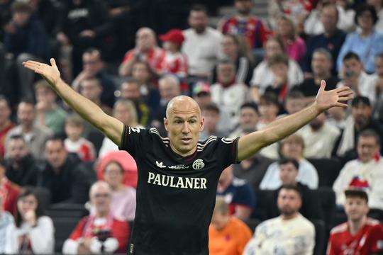 'Bloedfanatieke' Arjen Robben zorgt voor verbazing: 'Dat gaat bij hem maar niet over'