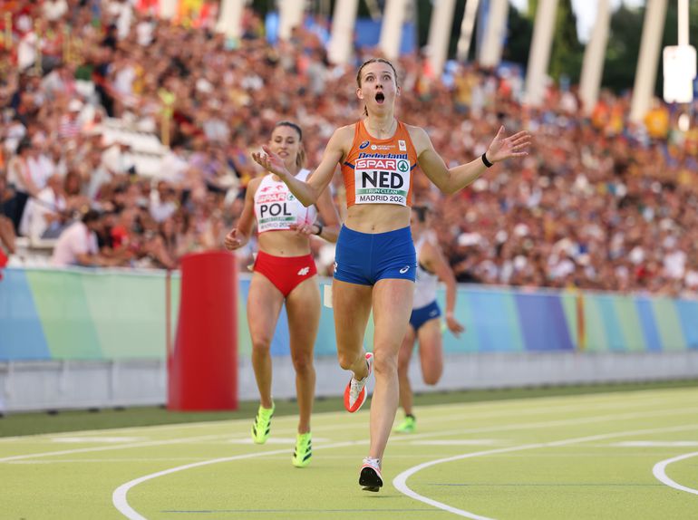 Topatlete Femke Bol schittert bij EK landenteams en breekt record op 400 meter