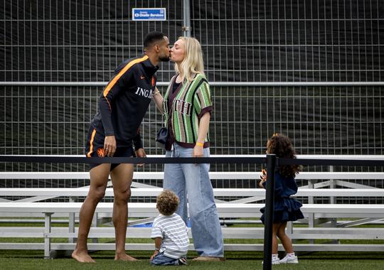 Cody Gakpo laat van zich horen na triest bericht: 'Ongelooflijk moeilijke tijd voor onze familie'