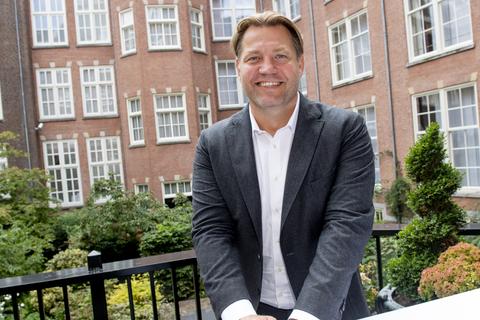 Eenzame verjaardag (51) voor Nederlands vechtsporticoon: '8000 km verwijderd van mijn geliefden'