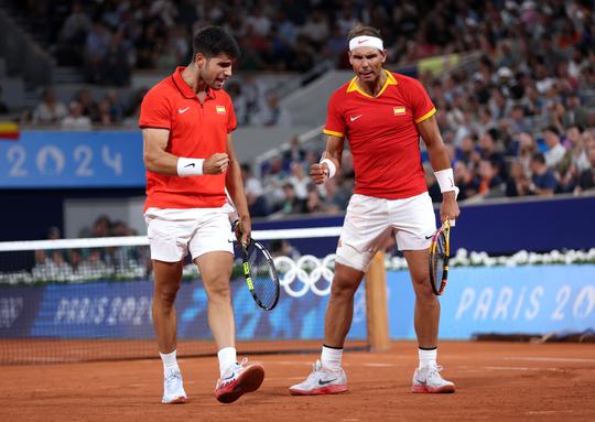 Rafael Nadal en Carlos Alcaraz stellen niet teleur in olympisch dubbelspel