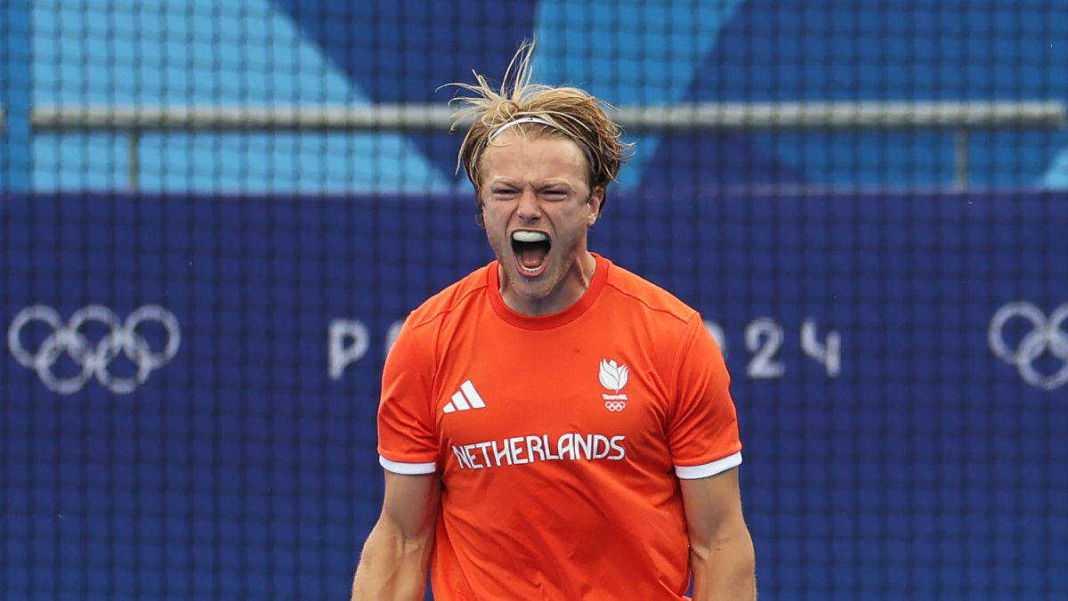 Nederlandse hockeyers zegevieren op Olympische Spelen in 'gevaarlijk openingsduel' met volop VAR-checks