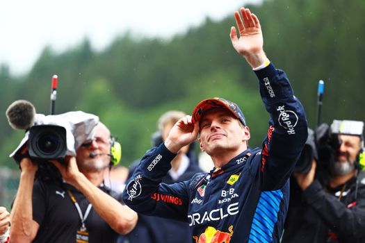 Teruggezette Max Verstappen waarschuwt voor gevaarlijke plek bij GP België: 'Met beetje mazzel kunnen we McLaren uitdagen'