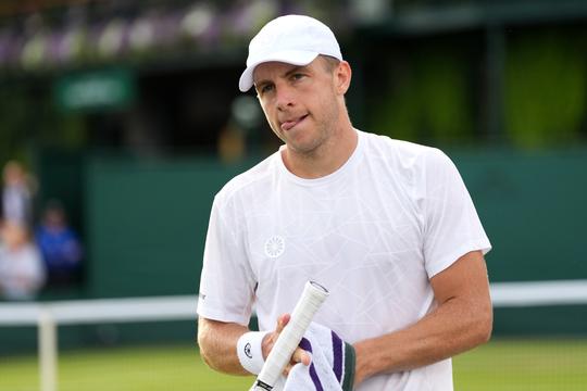 Toptennisser Tallon Griekspoor pakt prestigieuze titel zonder te spelen weer af van Botic van de Zandschulp
