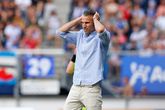 De trots ebt weg bij Robin van Persie na nieuwe nederlaag Heerenveen: 'Dat baart me wel zorgen'