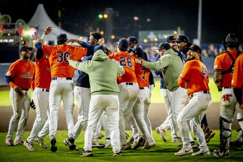 Nederlandse honkballers maken het spannend in finale van EK tegen aartsrivaal Italië