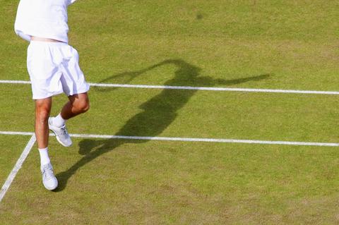 Tenniswereld in diepe rouw om overlijden van 'de stem': 'We zijn diep bedroefd'
