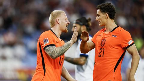 Live Servië - Nederland | Brutale Mexx Meerdink maakt eerste Oranje-treffer op speciale plek