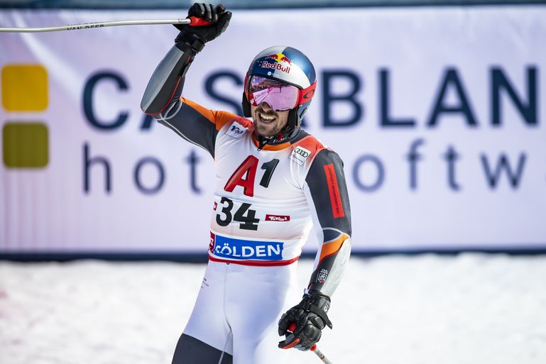 Skilegende Marcel Hirscher in de wolken met debuut voor Nederland: 'Een van de meest emotionele dagen in mijn leven'