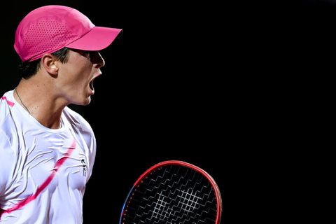 Groot tennistalent (19) reageert met afkeer op actie van moeder na grootse prestatie