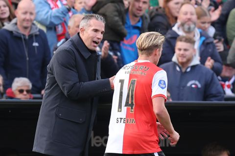 Feyenoord-trainer Robin van Persie zit met Sem Steijn in zijn maag: 'Dit is geen incident'