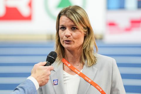 Dafne Schippers (34) openhartig over groot taboe in atletiekcarrière: 'Je moet stoer doen'