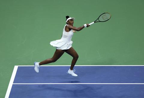 Nieuwe domper voor tennislegende Venus Williams (46): dramatische serie in enkelspel krijgt vervolg