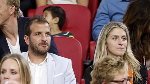 Rafael van der Vaart wekt irritatie bij Estavana Polman met merkwaardig gedrag: 'Ze vindt dat vreselijk'
