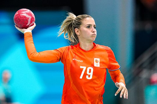 TV-gids: zo kijk je live naar de Nederlandse handbalsters met Estavana Polman en Lois Abbingh op het WK tegen Polen
