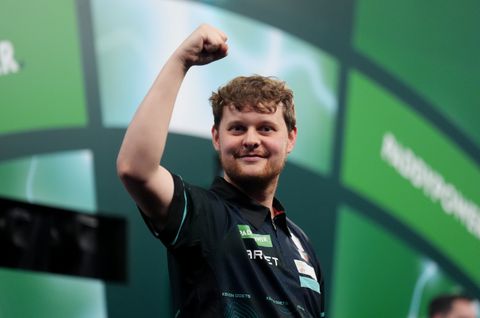 Nederlandse speler geniet van nieuwe liefde tijdens WK darts: 'Ik hou van je'