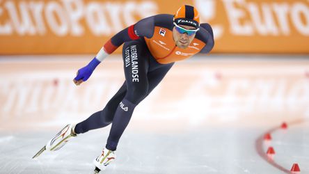 Patrick Roest breekt op de 5000 meter nationaal record van Sven Kramer uit 2007