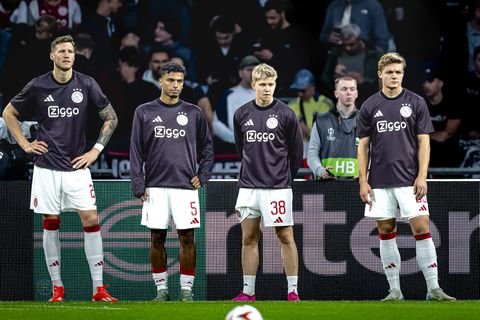 'Ajax doet weer zaken met Maurice Steijn en stuurt overbodige middenvelder naar Rotterdam'