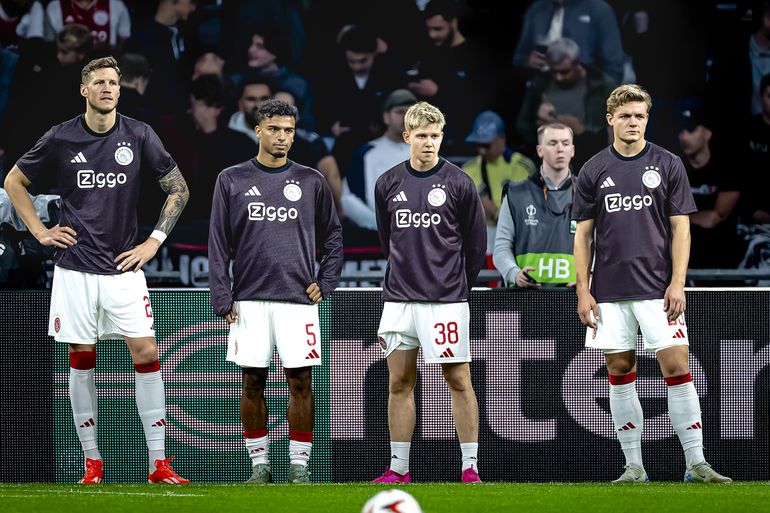 'Ajax doet weer zaken met Maurice Steijn en stuurt overbodige middenvelder naar Rotterdam'