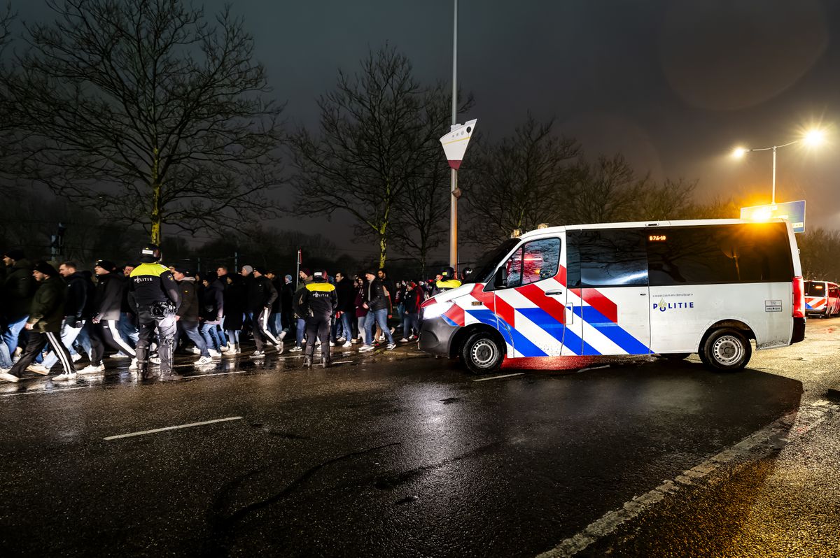 Feyenoord-fans krijgen tik op de vingers van Franse politie na 'inreisverbod' voor uitwedstrijd tegen Lille