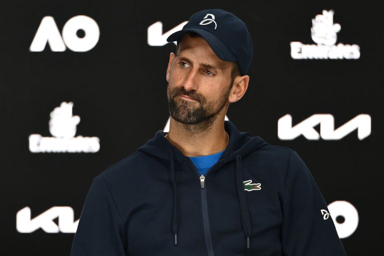 Toptennisser Novak Djokovic na drama op Australian Open nog steeds in de problemen