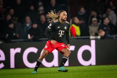 Bayern München baart opzien met 'ongebruikelijk tenue' tegen PSV in Champions League