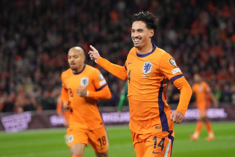 Tijjani Reijnders viert heuglijk moment voor de familie met schattige foto's: 'Onze lieve, kleine jongen'