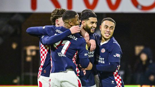 Lamlendig PSV spaart krachten tegen Heracles Almelo: vroege stormloop breekt hekkensluiter