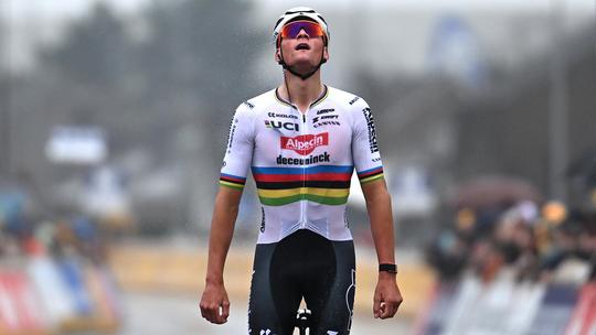 Prijzengeld Ronde van Vlaanderen | Dit bedrag wint Mathieu van der Poel dankzij zege in wielerklassieker