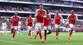 Arsenal houdt nipt stand tegen aartsrivaal Tottenham Hotspur en behoudt koppositie Premier League