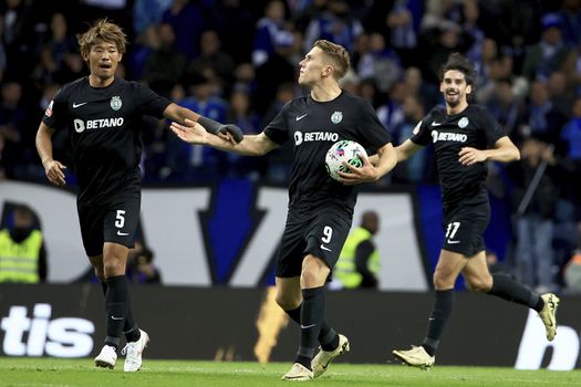 Verhit einde bij FC Porto - Sporting CP: twee goals van superster Viktor Gyökeres en rode kaart