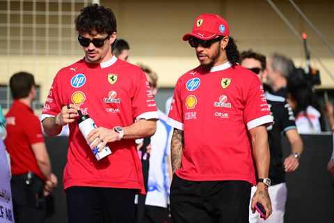 Ferrari breekt opnieuw met traditie: Lewis Hamilton en Charles Leclerc ondergaan metamorfose voor race in Miami