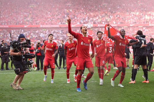 'Wauw, stel je dat eens voor...': voormalig Liverpool-spits én fan droomt hardop na kampioenschap