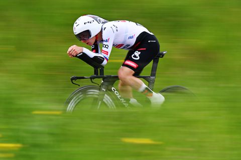 Tadej Pogacar kan dus ook verliezen: topwielrenner moet achtervolgen in Ronde van Romandië