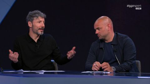 Wesley Sneijder en Mark van Bommel vol bewondering na 'krankzinnige voetbalshow' PSG - Bayern München