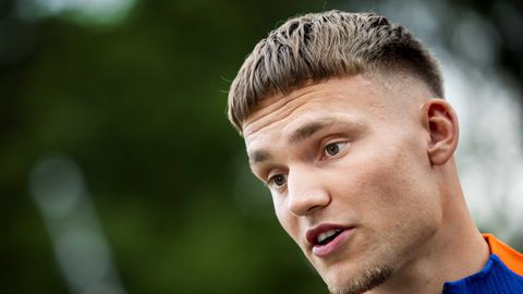 Bart Verbruggen hoopt op de plek onder de lat: 'Als je de vier laatste EK-kwalificatiewedstrijden keept...'