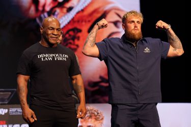 'Dingen verzinnen voor likes en clicks, niets veranderd': Jake Paul reageert op 'misleidende' foto Mike Tyson