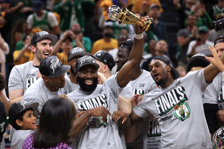 Boston Celtics veegt Indiana Pacers van de vloer en meldt zich weer in NBA Finals