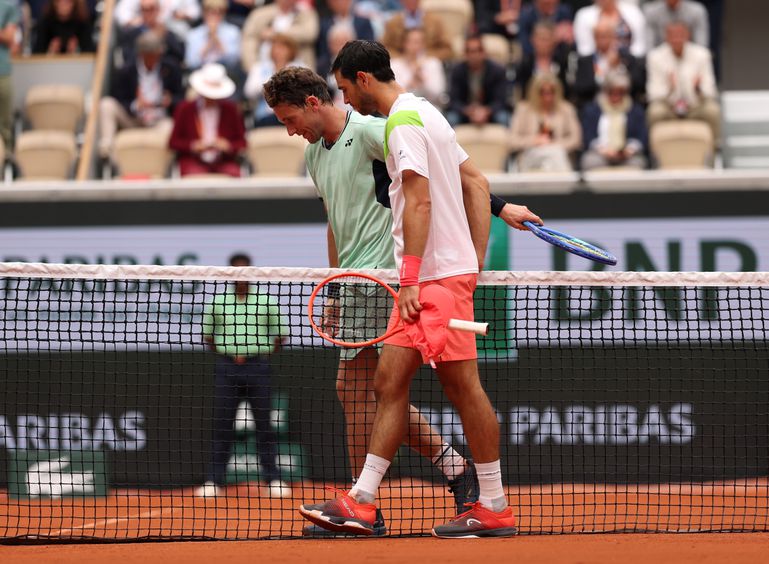 Furieuze toptennisser haalt hard uit naar Roland Garros en ATP: 'Het systeem dwingt ons, dat is niet eerlijk'