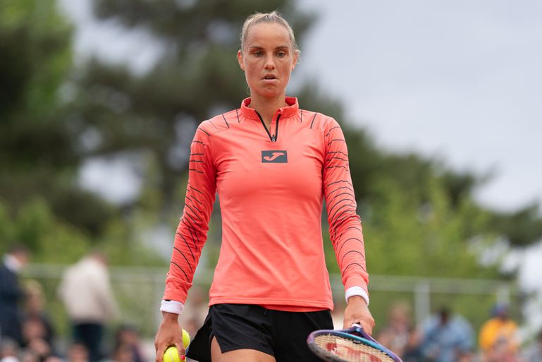 Tennisster Arantxa Rus druipt af op Roland Garros na krankzinnige partij