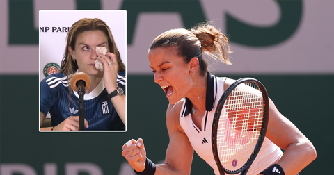 Toptennisster in tranen op Roland Garros na vraag over haar bekende moeder: 'Zij is de reden dat ik hier ben'